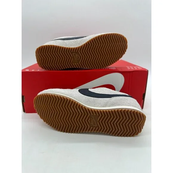 Nike Cortez Vintage Women's size 5 Summit White Suede Gum Sole Shoes FJ2530 102 - Picture 3 of 6